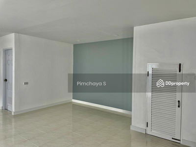 The Country Muang Mai, Chon Buri, Thailand The Country Muang Mai, Chon Buri, Thailand