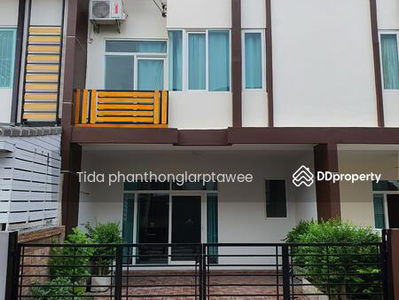 Gusto Ramkhamhaeng, Bangkok, Thailand Gusto Ramkhamhaeng, Bangkok, Thailand