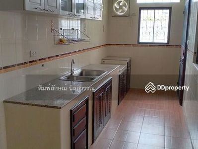 Soi On Nut 77 Intersection 16, Bangkok, Thailand Soi On Nut 77 Intersection 16, Bangkok, Thailand