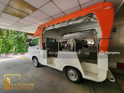 Charan Tower (Charan Tower), Bangkok, Thailand Charan Tower (Charan Tower), Bangkok, Thailand