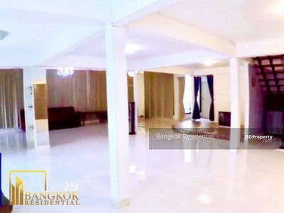5 Bed House in Ramkhamhaeng 46, Bangkok, Thailand 5 Bed House in Ramkhamhaeng 46, Bangkok, Thailand