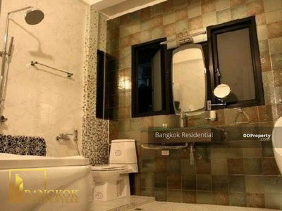 5 Bed House in Ramkhamhaeng 46, Bangkok, Thailand 5 Bed House in Ramkhamhaeng 46, Bangkok, Thailand