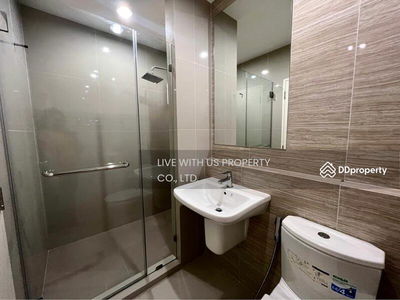 Niche Mono Charoen Nakorn, Bangkok, Thailand Niche Mono Charoen Nakorn, Bangkok, Thailand