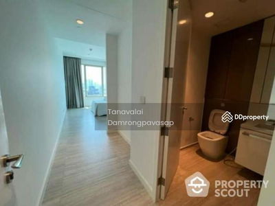 Lumpini Park View, Bangkok, Thailand Lumpini Park View, Bangkok, Thailand