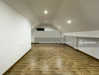 The Loft by I-ZEN Nak Niwat 48, Bangkok, Thailand The Loft by I-ZEN Nak Niwat 48, Bangkok, Thailand