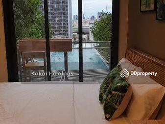 The Line Phahon-Pradipat, Bangkok, Thailand The Line Phahon-Pradipat, Bangkok, Thailand