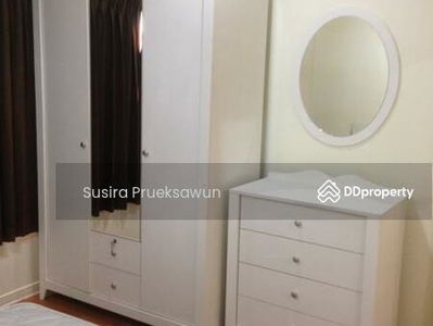 Lumpini Ville Cultural Center, Bangkok, Thailand Lumpini Ville Cultural Center, Bangkok, Thailand