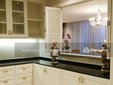 Piyathip Place, Bangkok, Thailand Piyathip Place, Bangkok, Thailand