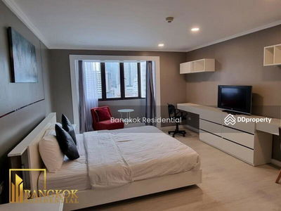 Omni Tower Sukhumvit Nana, Bangkok, Thailand Omni Tower Sukhumvit Nana, Bangkok, Thailand