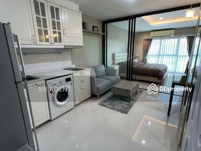 Sathorn Gardens, Bangkok, Thailand Sathorn Gardens, Bangkok, Thailand