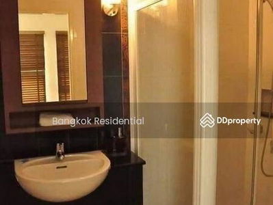 Townhouse in Compound, Bangkok, Thailand Townhouse in Compound, Bangkok, Thailand