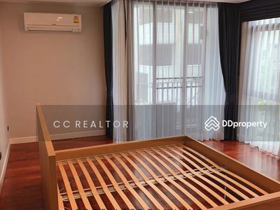 Modern House For Rent Sukhumvit 39 Open Office, Thailand Modern House For Rent Sukhumvit 39 Open Office, Thailand