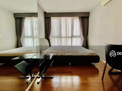 15 Sukhumvit Residences, Bangkok, Thailand 15 Sukhumvit Residences, Bangkok, Thailand