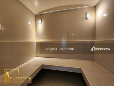 Piyathip Place, Bangkok, Thailand Piyathip Place, Bangkok, Thailand