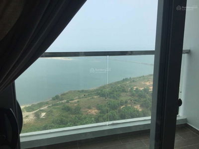 Blooming Tower, Vietnam  Blooming Tower, Vietnam