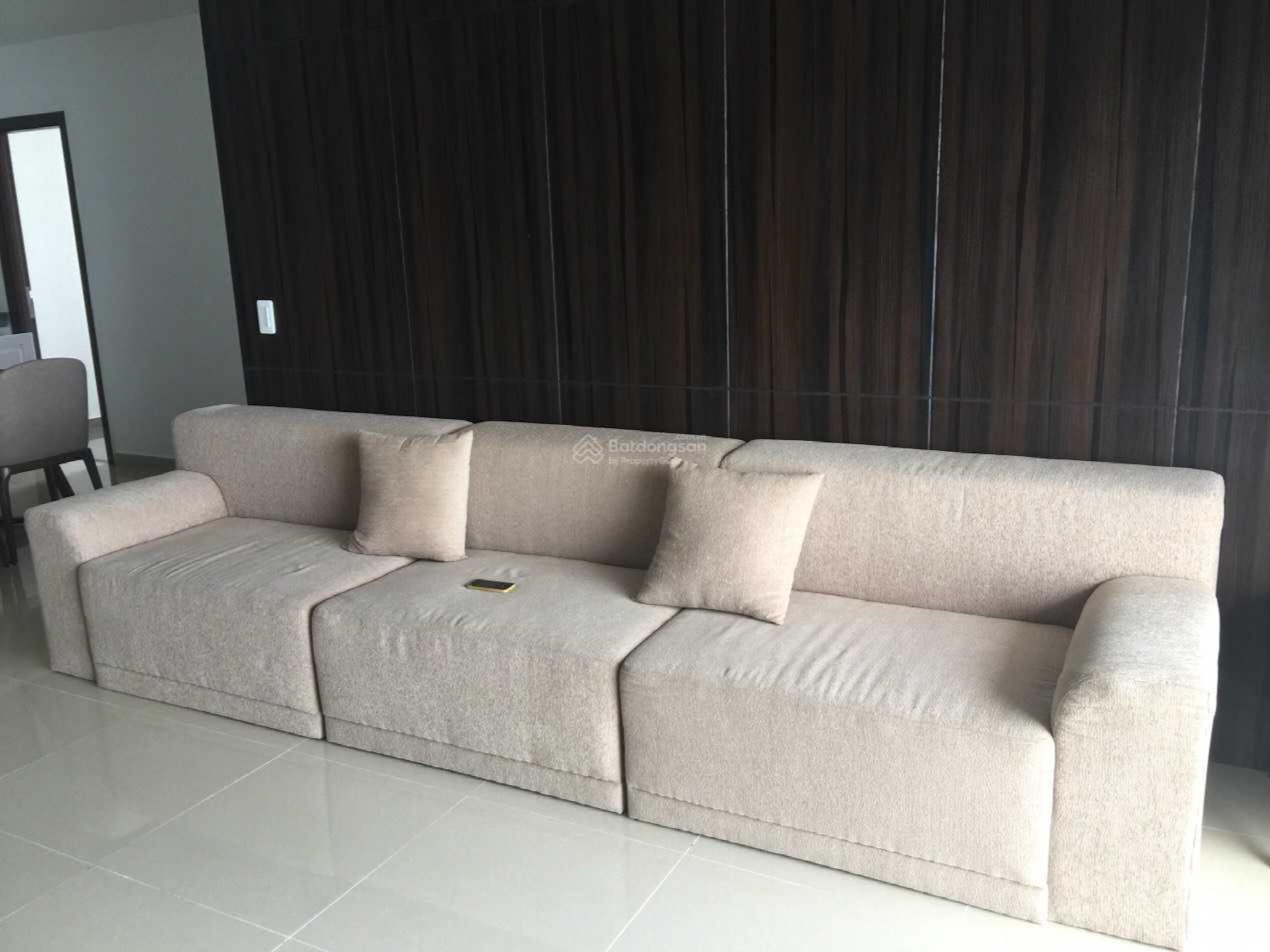 Blooming Tower, Vietnam Blooming Tower, Vietnam