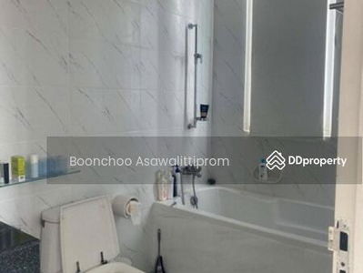 The Peak Sukhumvit 15, Bangkok, Thailand The Peak Sukhumvit 15, Bangkok, Thailand