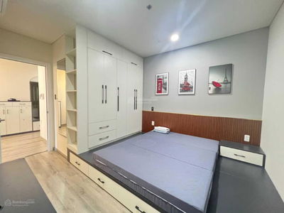 The Monarchy, Vietnam The Monarchy, Vietnam