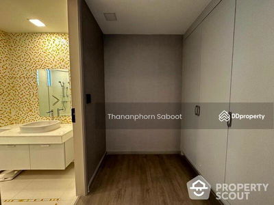 Ideal 24, Bangkok, Thailand Ideal 24, Bangkok, Thailand