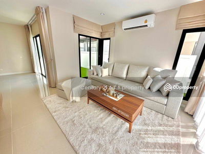 The complete Sriracha, Chon Buri, Thailand The complete Sriracha, Chon Buri, Thailand