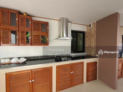 Aqua Divina Village, Bangkok, Thailand Aqua Divina Village, Bangkok, Thailand