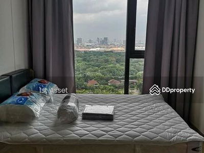 The Line Jatujak-Mochit, Bangkok, Thailand The Line Jatujak-Mochit, Bangkok, Thailand