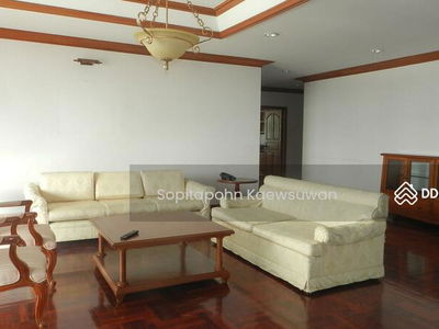 Charan Tower (Charan Tower), Bangkok