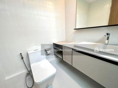 VIVE Rama 9, Bangkok, Thailand VIVE Rama 9, Bangkok, Thailand