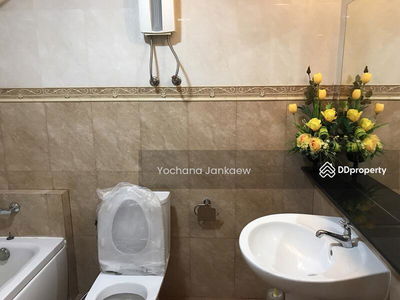 The Waterford Diamond Tower Sukhumvit, Bangkok, Thailand The Waterford Diamond Tower Sukhumvit, Bangkok, Thailand