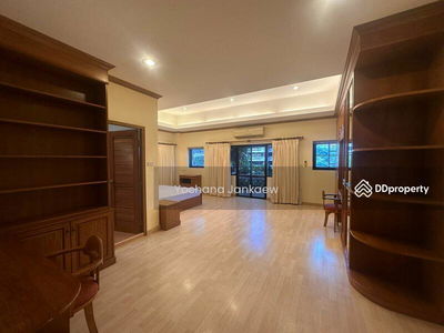 El Patio, Bangkok, Thailand El Patio, Bangkok, Thailand