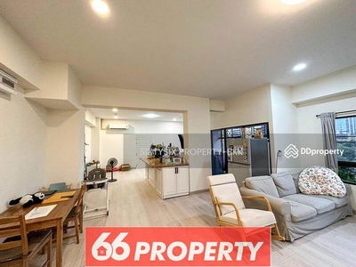 Lumpini Place Suan Phlu - Sathorn, Bangkok, Thailand Lumpini Place Suan Phlu - Sathorn, Bangkok, Thailand