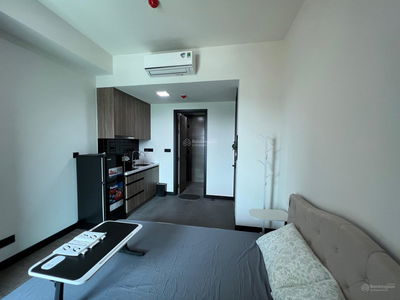 De La Sol, Vietnam De La Sol, Vietnam