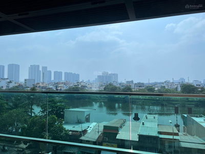 De La Sol, Vietnam De La Sol, Vietnam