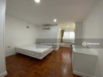 Regent on The Park 3 Condominium, Bangkok, Thailand Regent on The Park 3 Condominium, Bangkok, Thailand