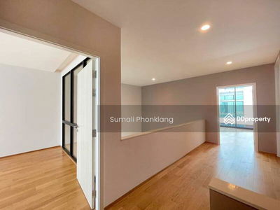 Nirvana Define Rama 9, Bangkok, Thailand Nirvana Define Rama 9, Bangkok, Thailand