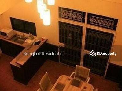 4 Bedroom Townhouse in Ekkamai 26, Bangkok, Thailand 4 Bedroom Townhouse in Ekkamai 26, Bangkok, Thailand
