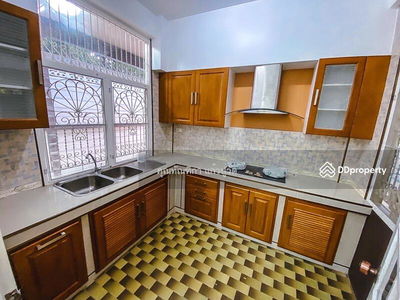 Can't find it, Bangkok, Thailand Can't find it, Bangkok, Thailand