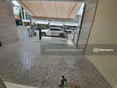 The Master @BTS Udomsuk, Bangkok, Thailand The Master @BTS Udomsuk, Bangkok, Thailand