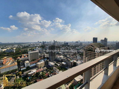 Sathorn Gardens, Bangkok, Thailand Sathorn Gardens, Bangkok, Thailand