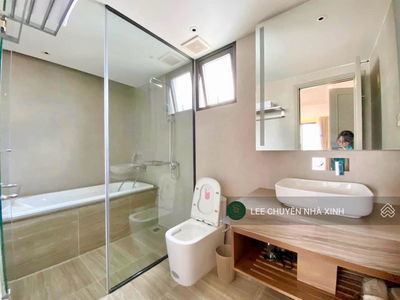 Housing in Ho Chi Minh City, Vietnam Housing in Ho Chi Minh City, Vietnam