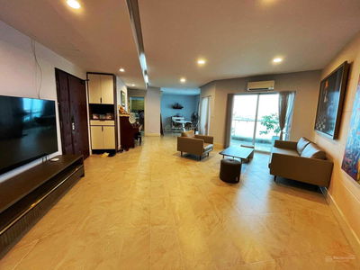 Golden Westlake, Vietnam Golden Westlake, Vietnam