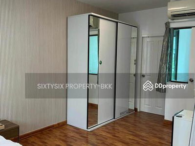 Townhouse for Rent, Bangkok, Thailand Townhouse for Rent, Bangkok, Thailand