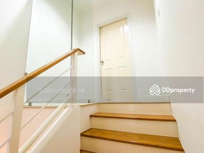 Patio Srinakarin-Rama9, Bangkok, Thailand Patio Srinakarin-Rama9, Bangkok, Thailand