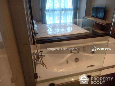 Altitude Samyan-Silom, Bangkok, Thailand Altitude Samyan-Silom, Bangkok, Thailand