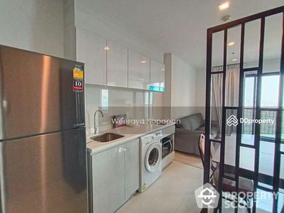 Life One Wireless, Bangkok, Thailand Life One Wireless, Bangkok, Thailand