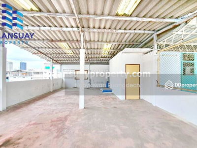 4-story townhouse for rent, Chan Road, near Sathorn District, Bangkok, Thailand 4-story townhouse for rent, Chan Road, near Sathorn District, Bangkok, Thailand