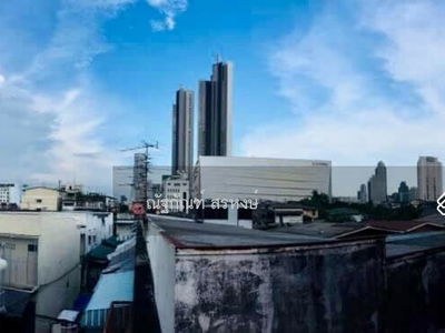 Single house, Soi Charoenrat 24, Bangkok, Thailand Single house, Soi Charoenrat 24, Bangkok, Thailand