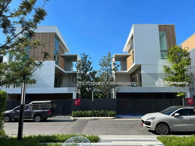 VIVE Rama 9, Bangkok, Thailand VIVE Rama 9, Bangkok, Thailand