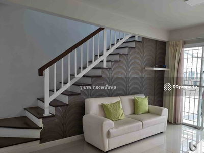 Phutthabucha Soi 9, Bangkok, Thailand Phutthabucha Soi 9, Bangkok, Thailand