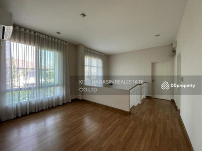 Vararom Premium Watcharapol – Chatu Chot, Bangkok, Thailand Vararom Premium Watcharapol – Chatu Chot, Bangkok, Thailand